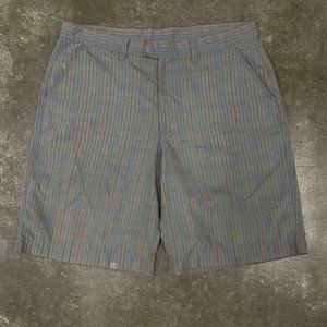Men's Grey Plaid Patagonia Shorts Size 34